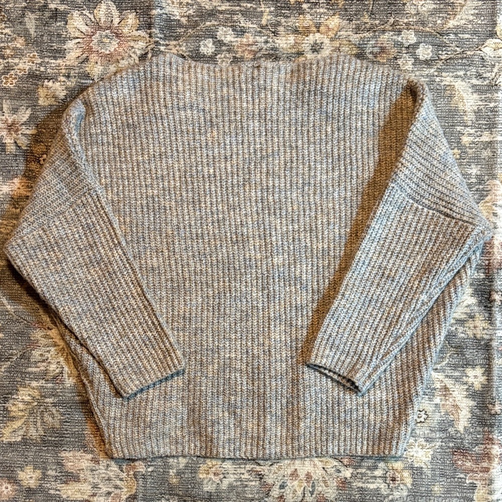 Moon & Madison Ribbed Sweater - Picture 4 of 4